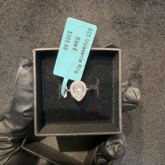 SOLD!! BRAND NEW Size 6 925 sterling silver Moissanite diamond ring. GRA RATED - Picture 10 of 11